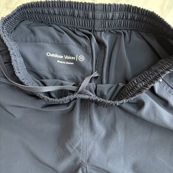 Outdoor Voices Zephyr 26" Pant in Black - Picture 12 of 13